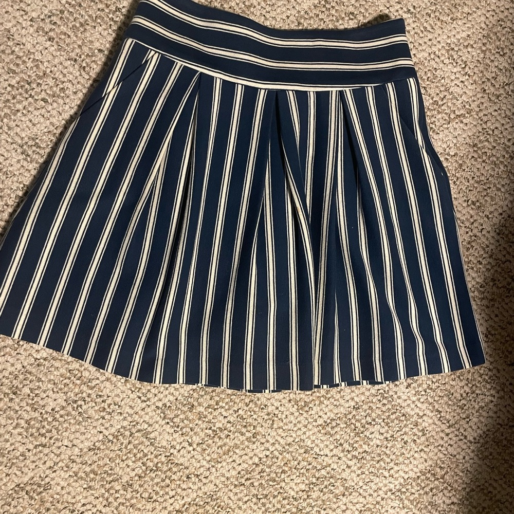 DVF pleated striped skirt size 4.